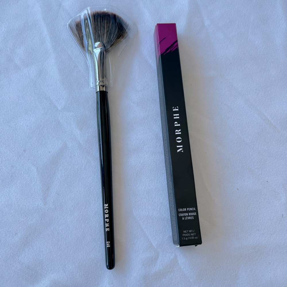 2-Bundle Morphe Fan Highlighter Brush & Lip Liner in Fashionista